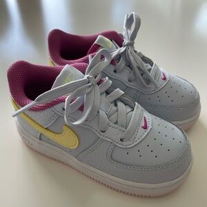 Nike Toddler Force 1 Sneakers